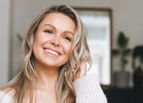 Photo of a woman with great skin after Tetra PRO CO2 Laser treatments